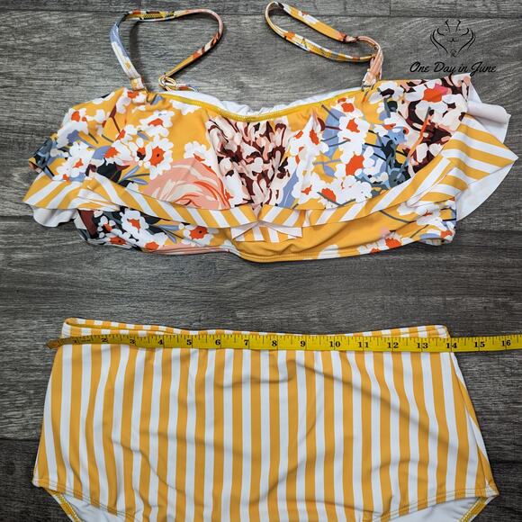 Ferbia Removable Strap Bandeau Bikini Swimsuit Size L - Picture 3 of 4